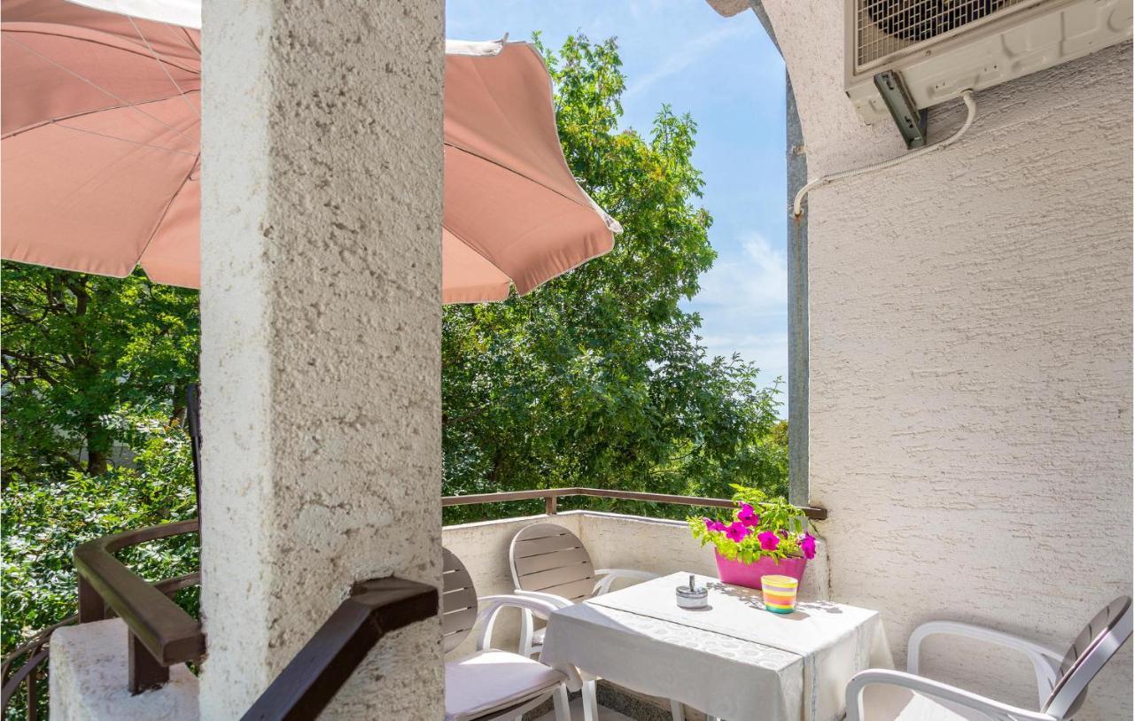 Beautiful Apartment In Omisalj With Kitchen Exterior photo
